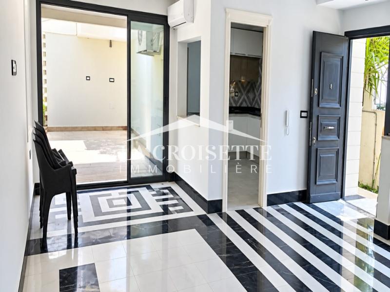 Villa S+4 avec piscine à La Soukra